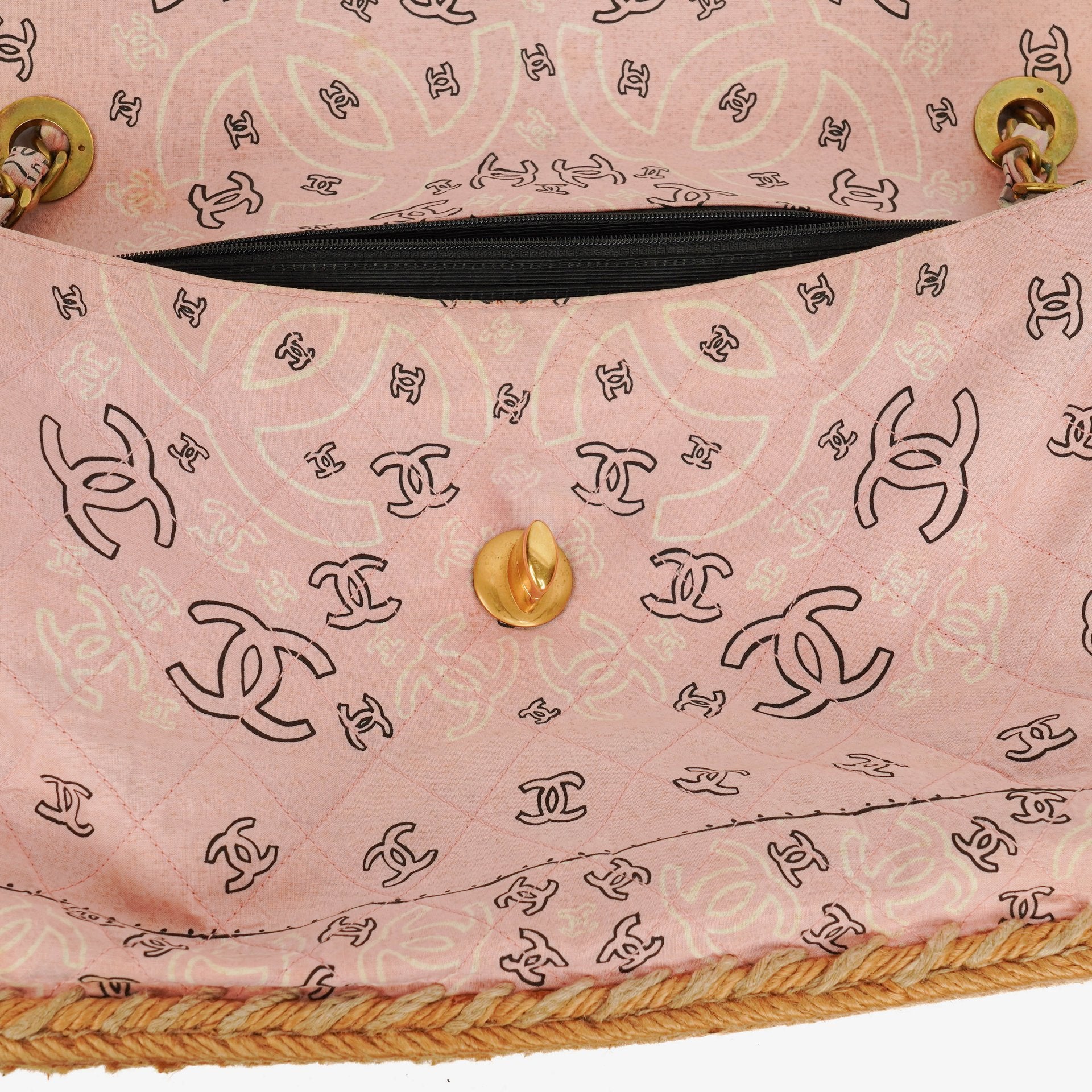 Chanel Maxi Single Flap Schultertasche aus pinkem Bandana Canvas