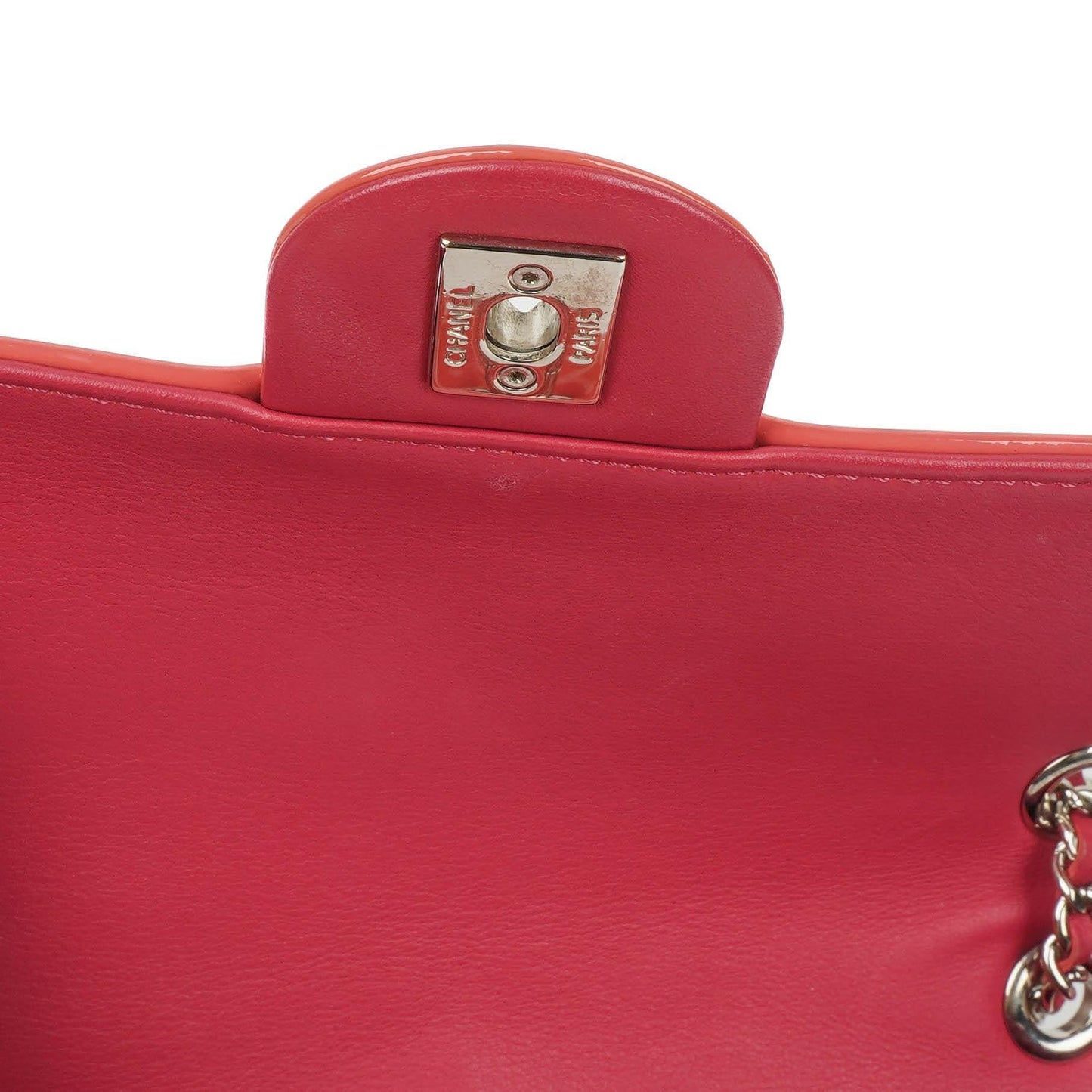 Chanel Classic Mini Flap Tasche aus rosa Lackkalbsleder
