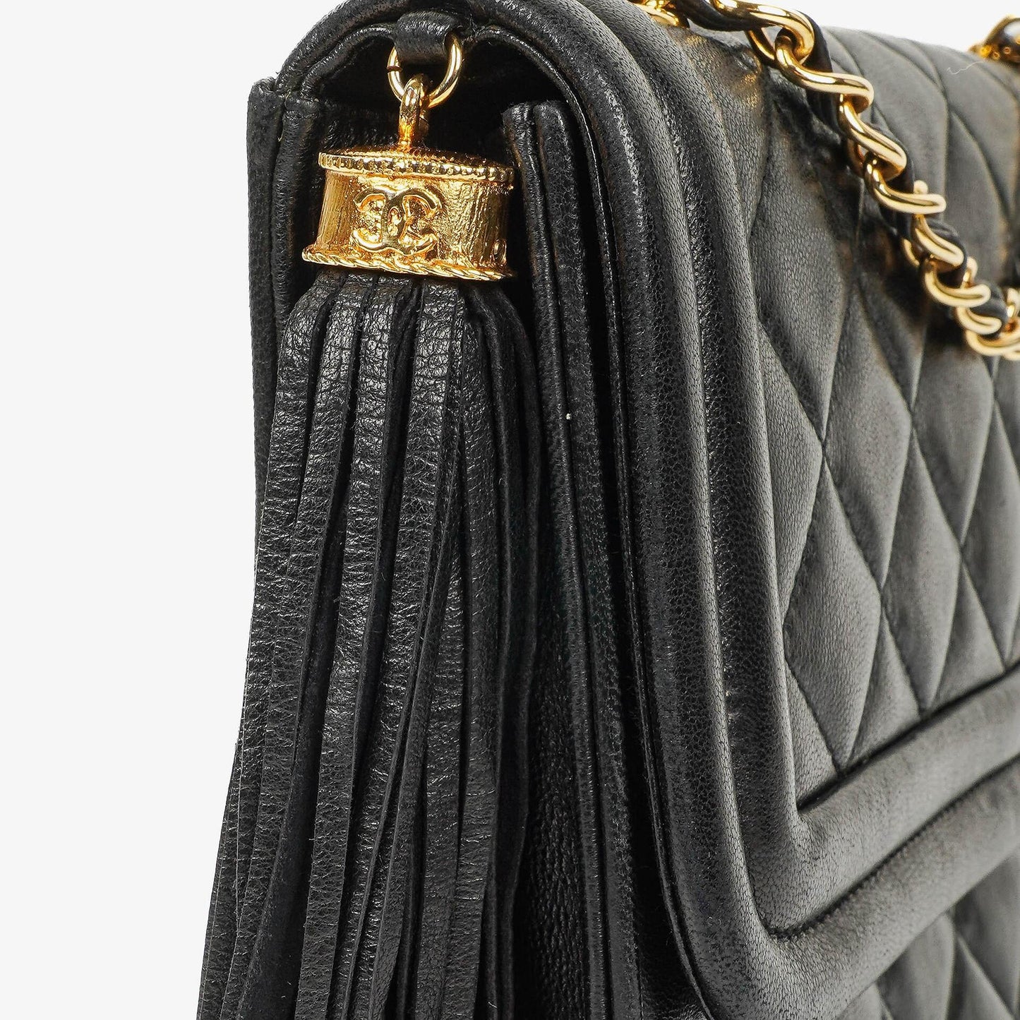 Chanel Vintage Tassel Flap Tasche aus schwarzem gestepptem Lammleder