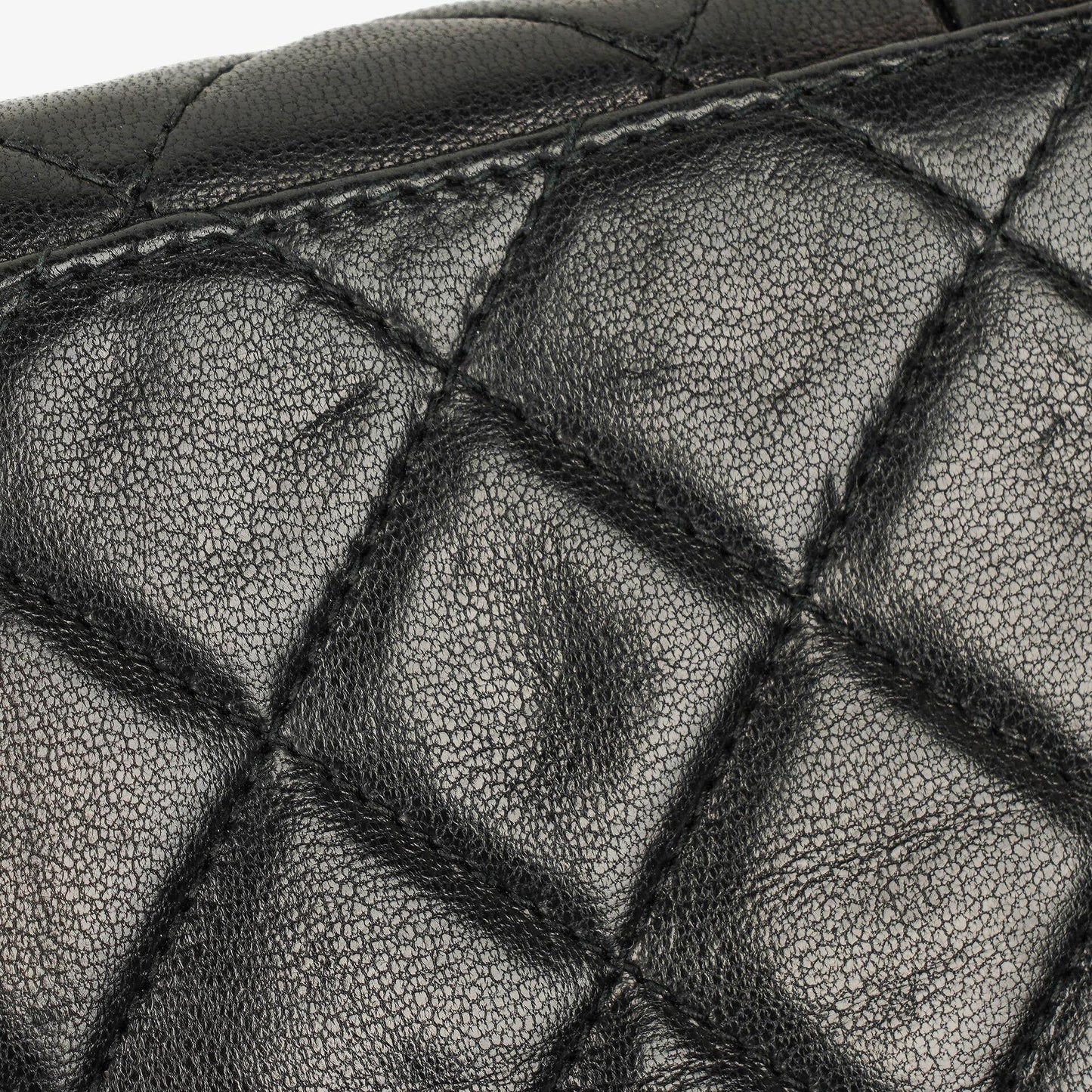 Chanel Vintage Tassel Flap Tasche aus schwarzem gestepptem Lammleder