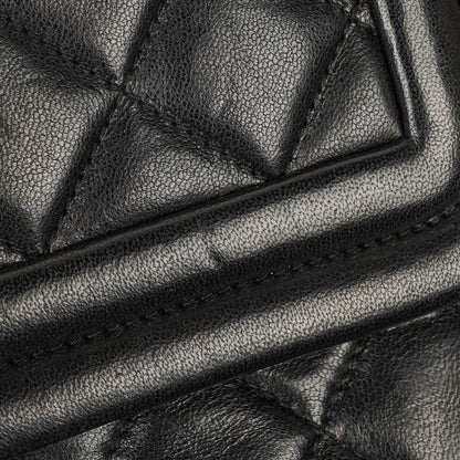 Chanel Vintage Tassel Flap Tasche aus schwarzem gestepptem Lammleder