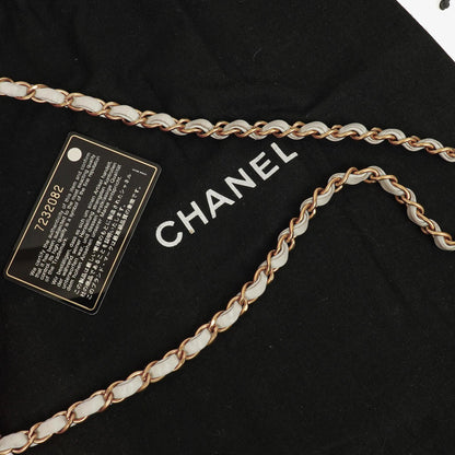 Chanel Single Flap Bag aus gestepptem Jersey in Pink und Weiß