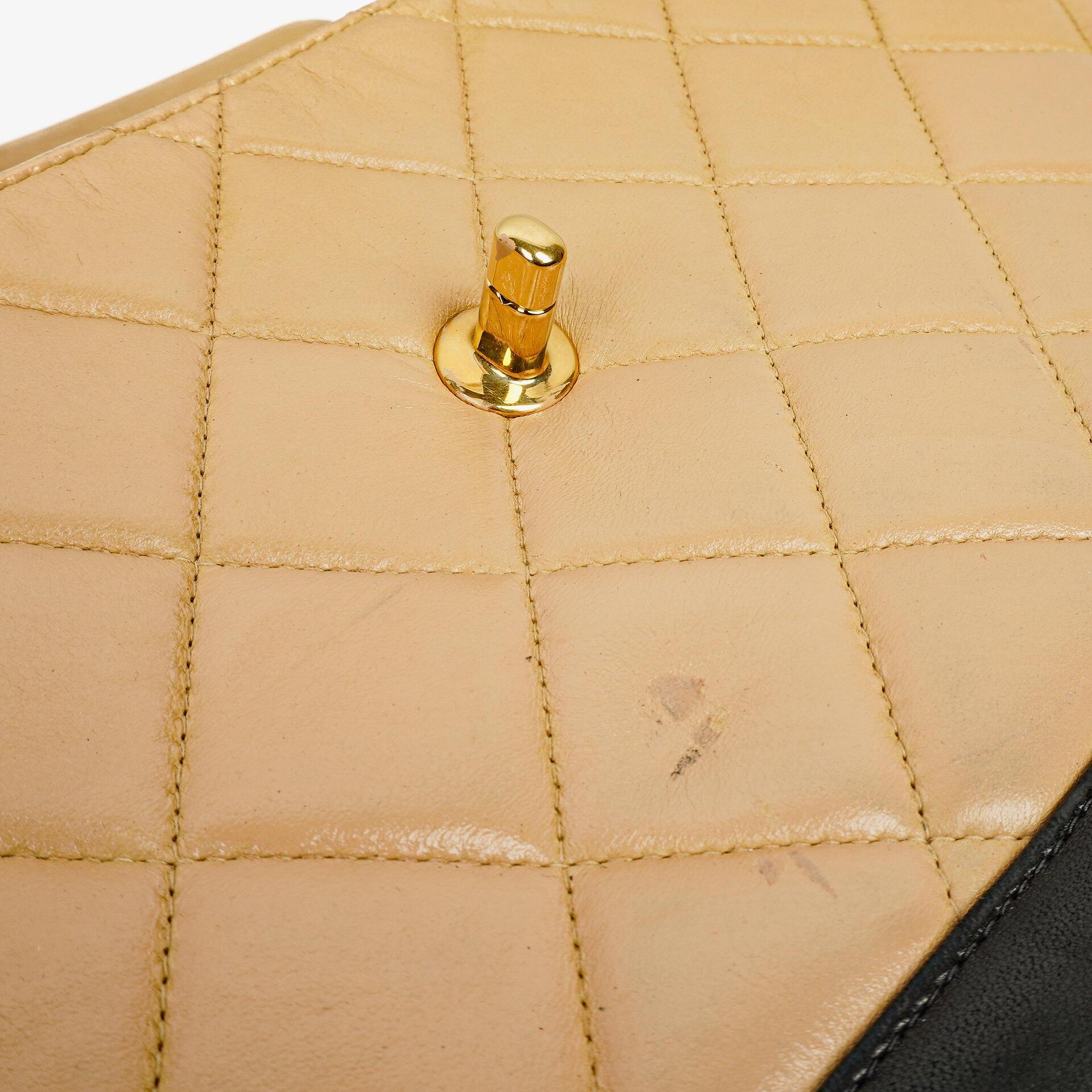 Chanel Gestepptes Lammleder Beige Schwarz Single Flap