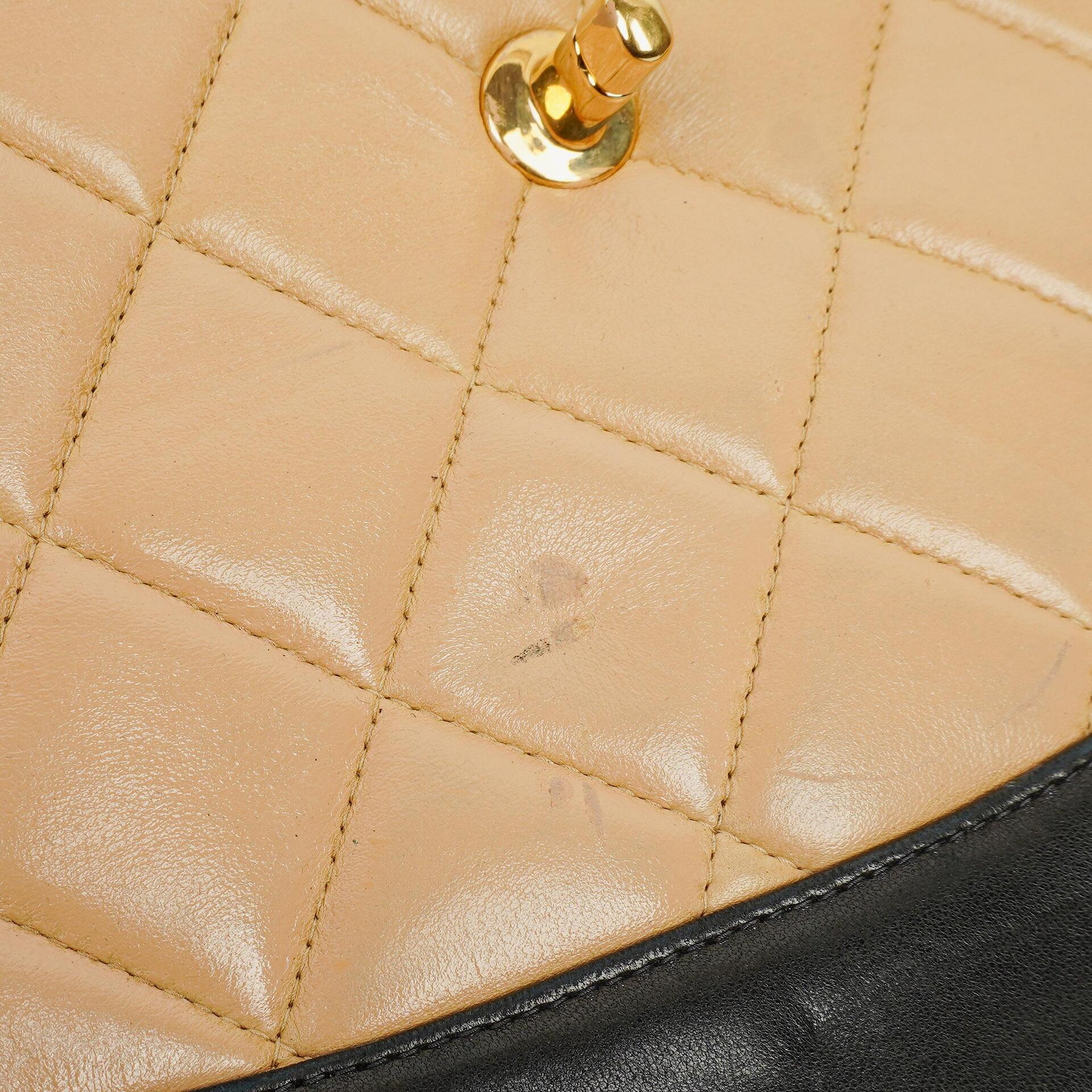 Chanel Gestepptes Lammleder Beige Schwarz Single Flap