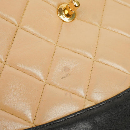 Chanel Gestepptes Lammleder Beige Schwarz Single Flap