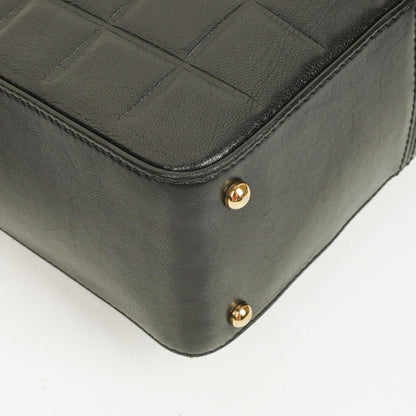 Chanel Chocolate Bar Schultertasche aus schwarzem gestepptem Lammleder