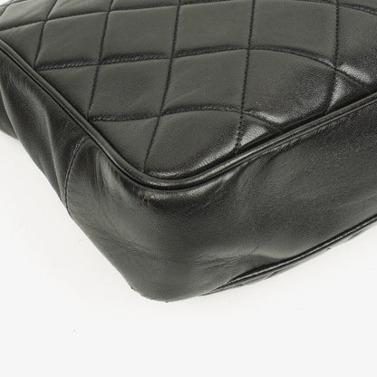 Chanel schwarze gesteppte Shopping-Tote aus Lammleder
