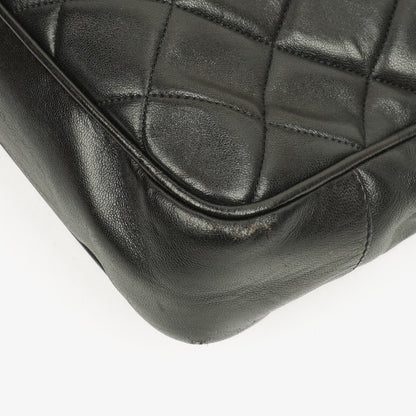 Chanel schwarze gesteppte Shopping-Tote aus Lammleder