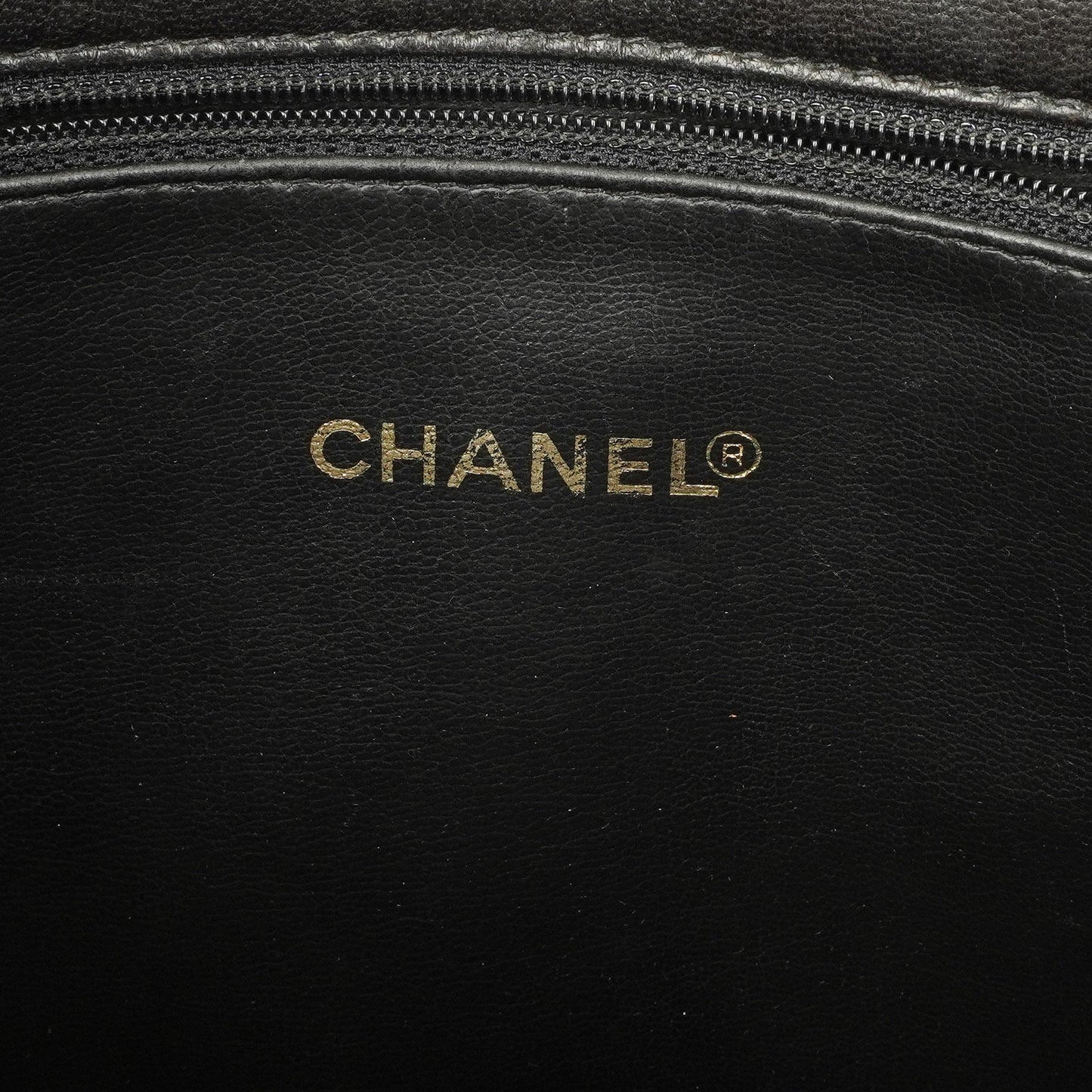 Chanel schwarze gesteppte Shopping-Tote aus Lammleder