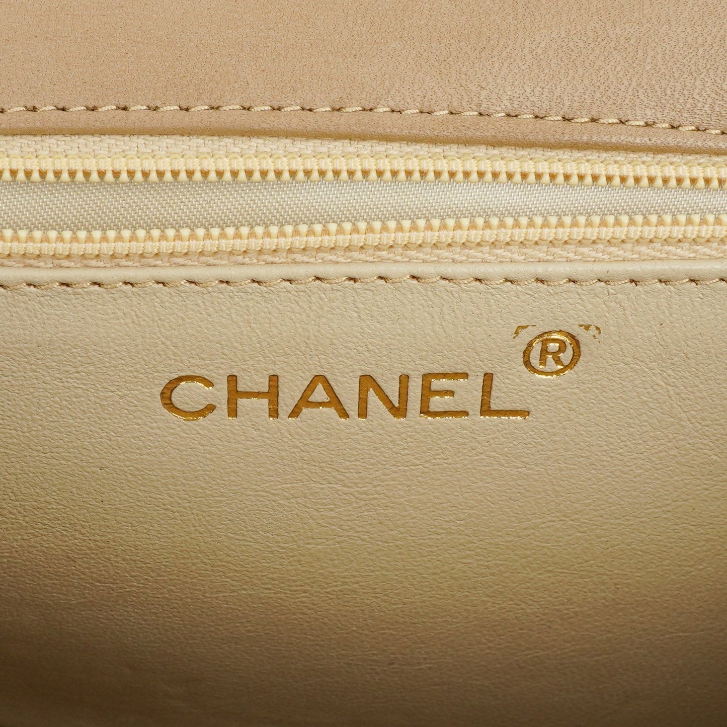 Chanel Vintage Tassel Flap Tasche aus gestepptem Lammleder