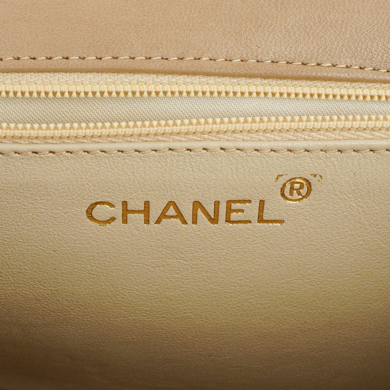 Chanel Vintage Tassel Flap Tasche aus gestepptem Lammleder