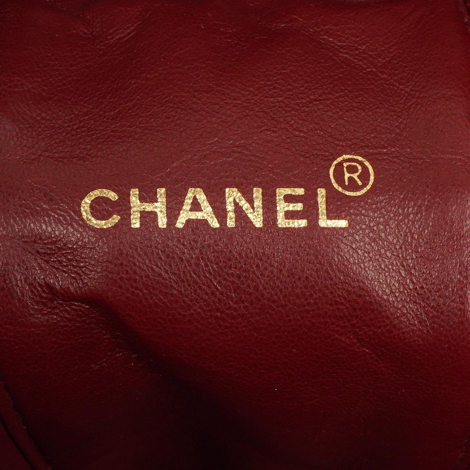Chanel Dunkelbraune Stepp-Leder Kosmetiktasche