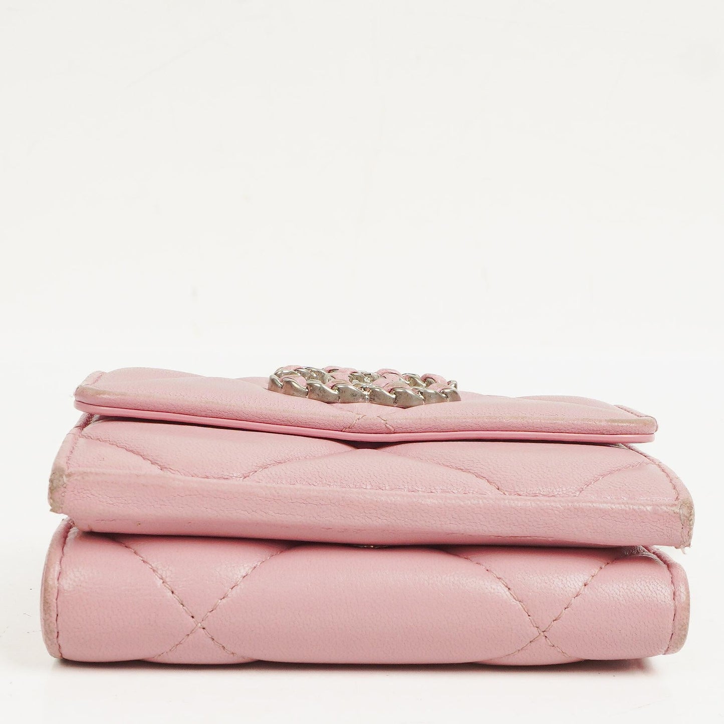 Chanel 19 Kleine Flap Geldbörse in Pink, gesteppt