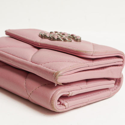 Chanel 19 Kleine Flap Geldbörse in Pink, gesteppt