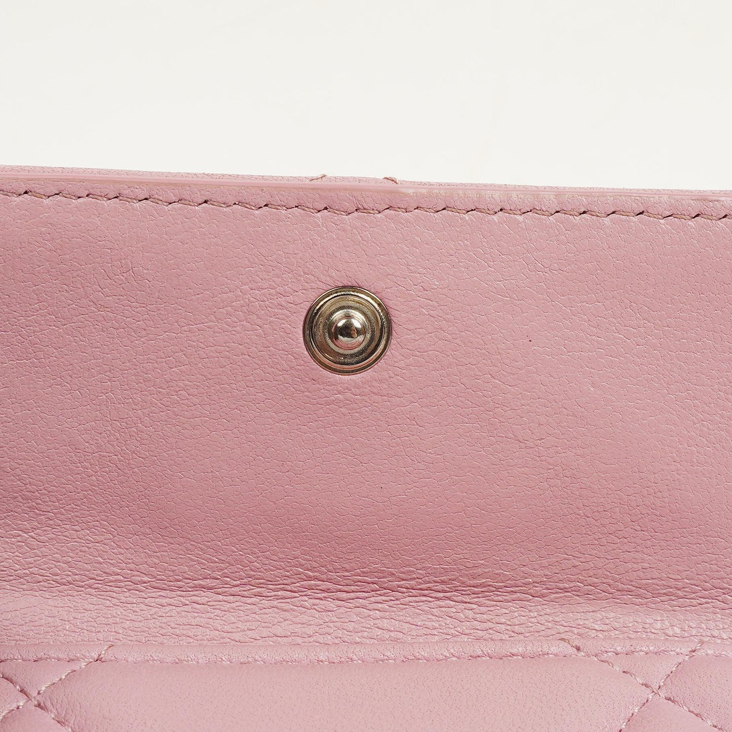Chanel 19 Kleine Flap Geldbörse in Pink, gesteppt