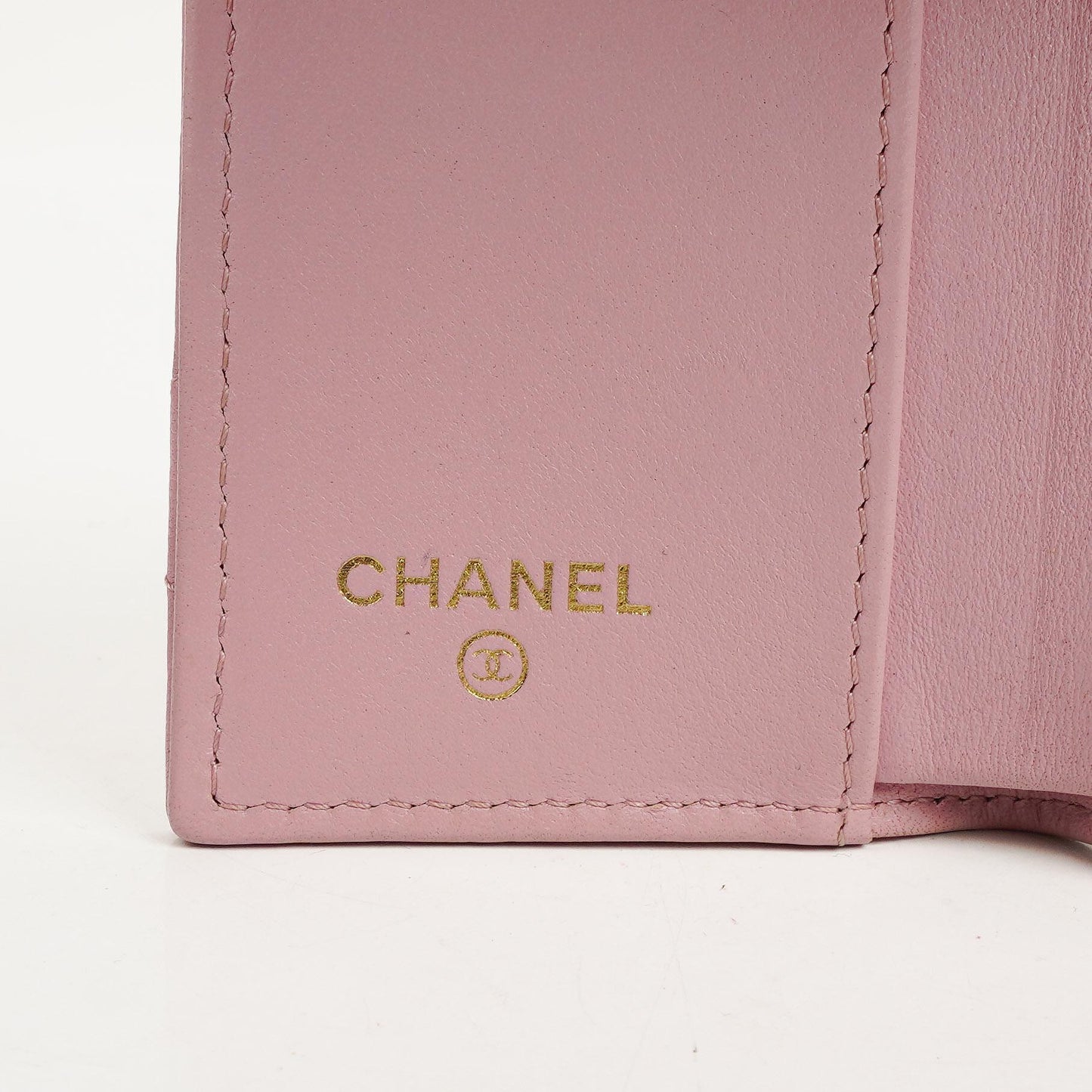 Chanel 19 Kleine Flap Geldbörse in Pink, gesteppt