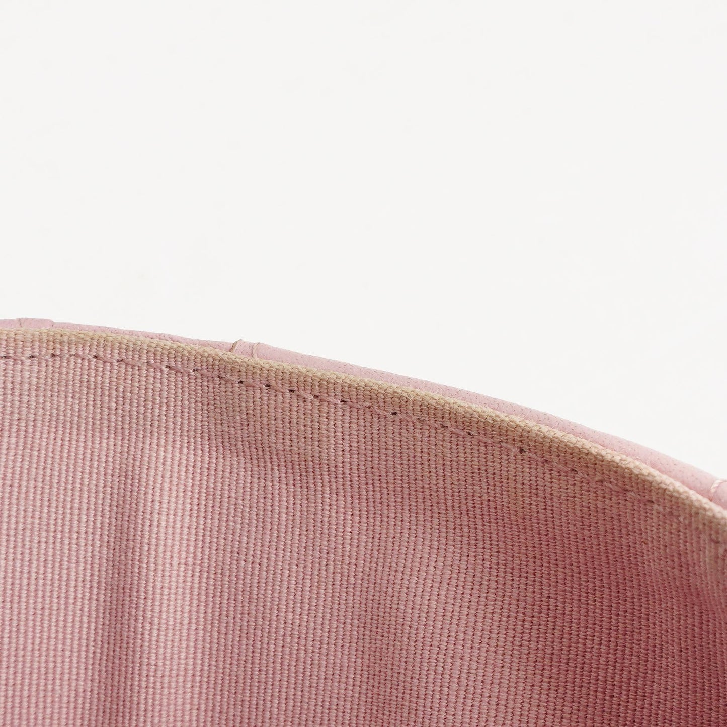 Chanel 19 Kleine Flap Geldbörse in Pink, gesteppt