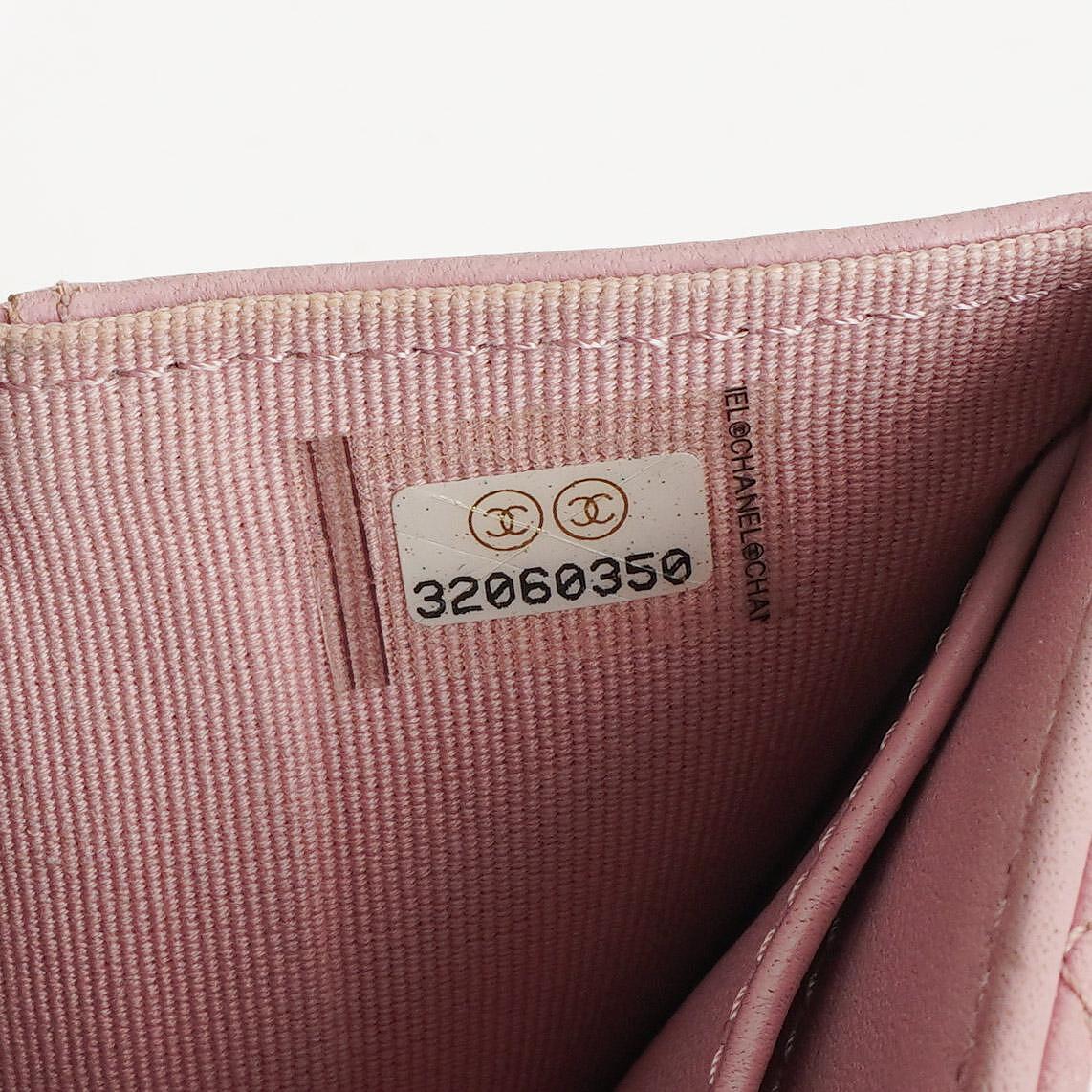 Chanel 19 Kleine Flap Geldbörse in Pink, gesteppt