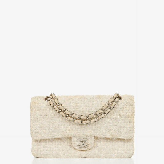 Chanel Medium Doppelklappentasche aus gestepptem Tweed