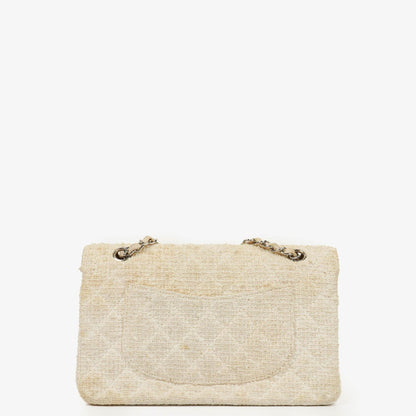 Chanel Medium Doppelklappentasche aus gestepptem Tweed