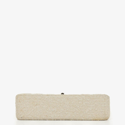 Chanel Medium Doppelklappentasche aus gestepptem Tweed