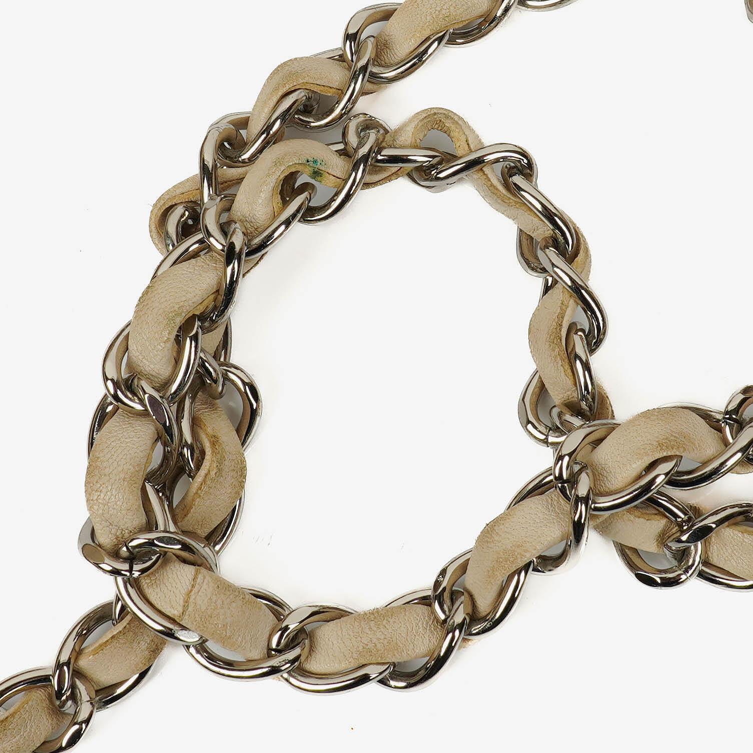 Chanel Medium Doppelklappentasche aus gestepptem Tweed