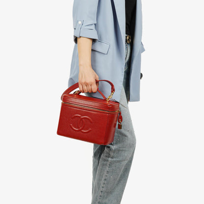 Chanel Vanity Case aus rotem Kaviarleder