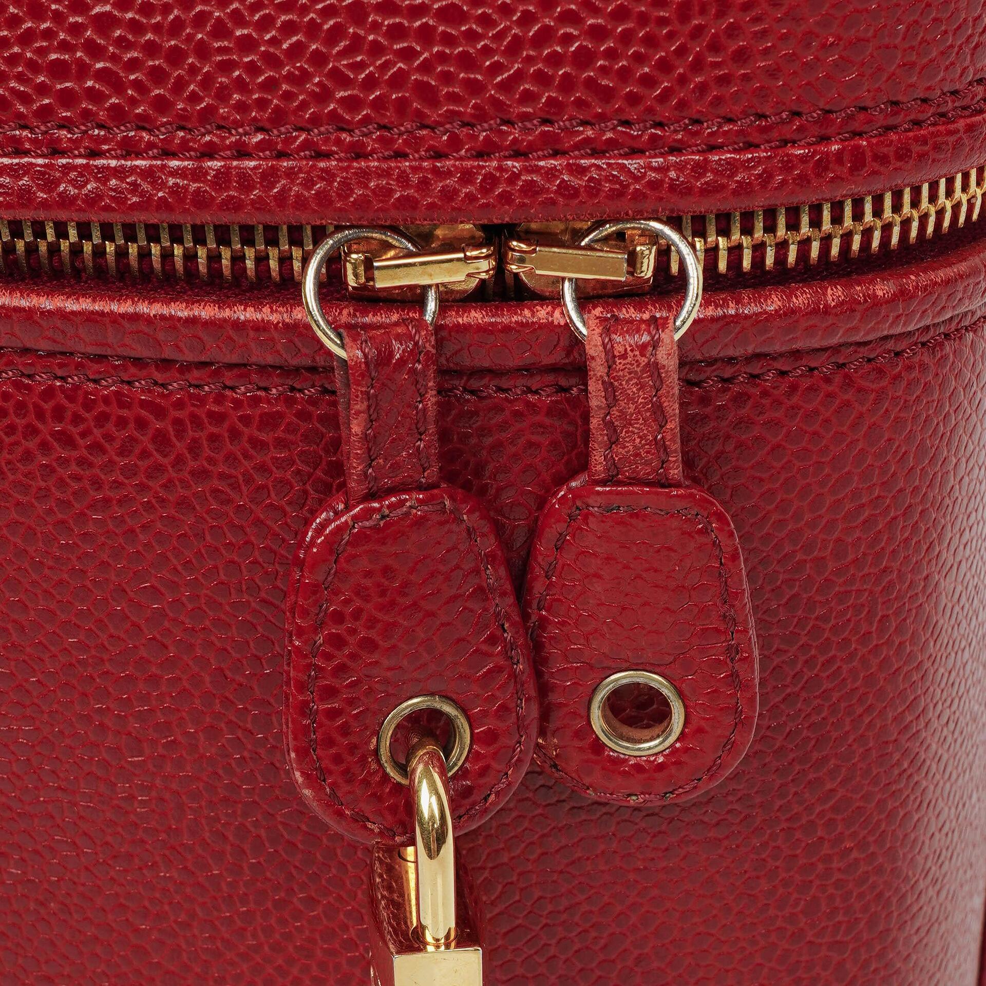 Chanel Vanity Case aus rotem Kaviarleder
