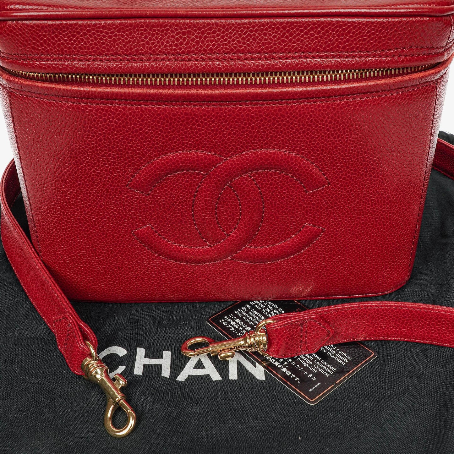 Chanel Vanity Case aus rotem Kaviarleder