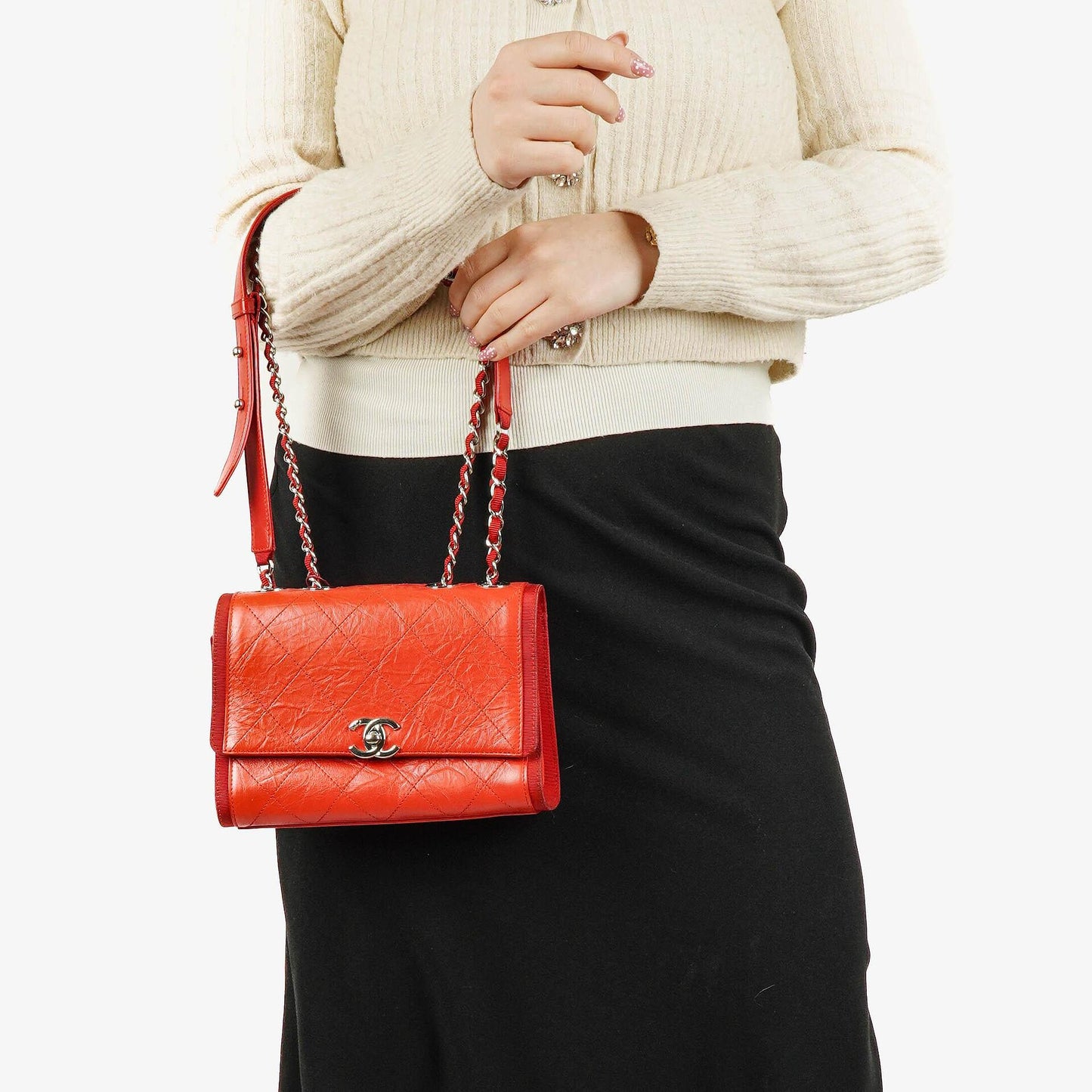 Chanel Flap Bag aus rotem zerknittertem Kalbsleder