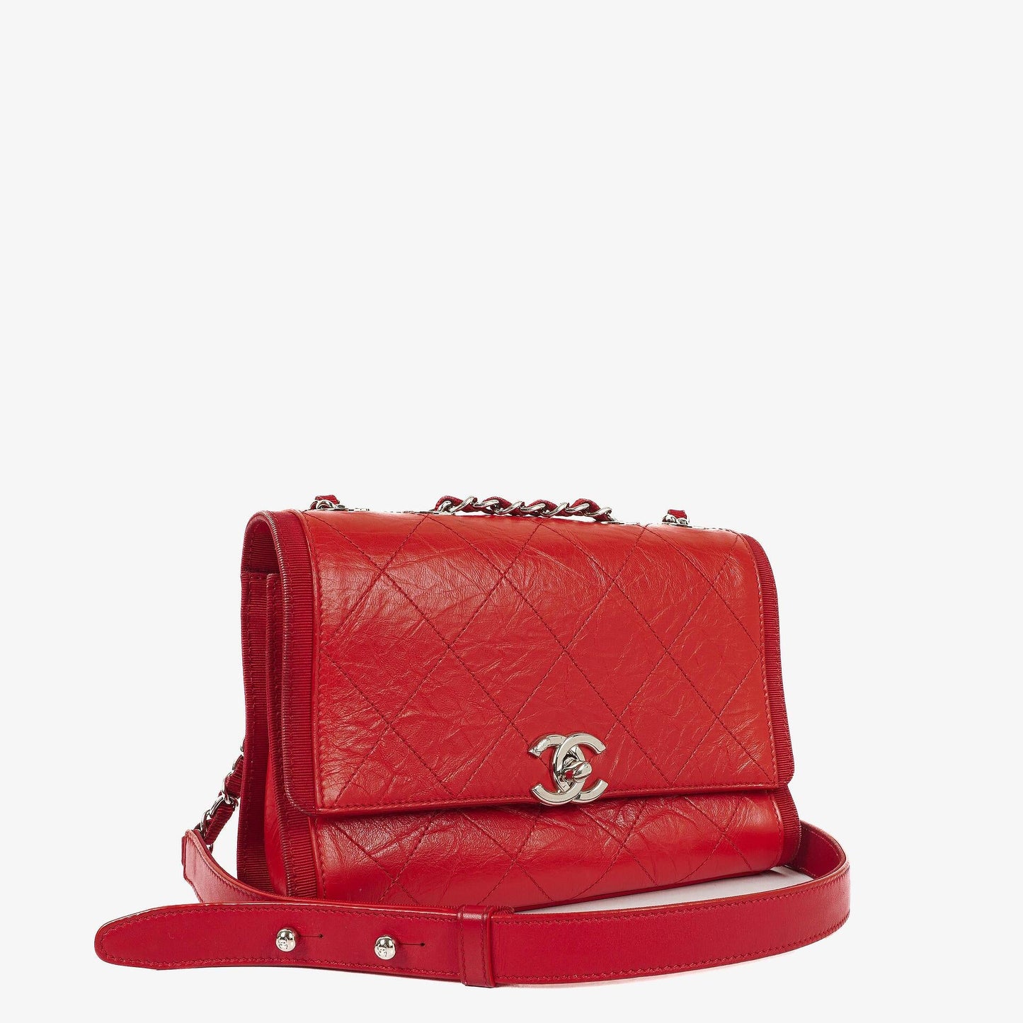 Chanel Flap Bag aus rotem zerknittertem Kalbsleder