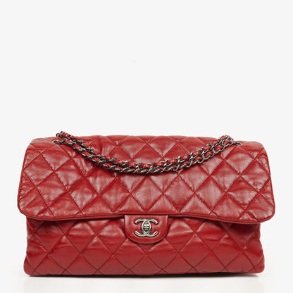 Chanel Maxi 3 Accordion Flap Tasche in Rot aus Lammleder