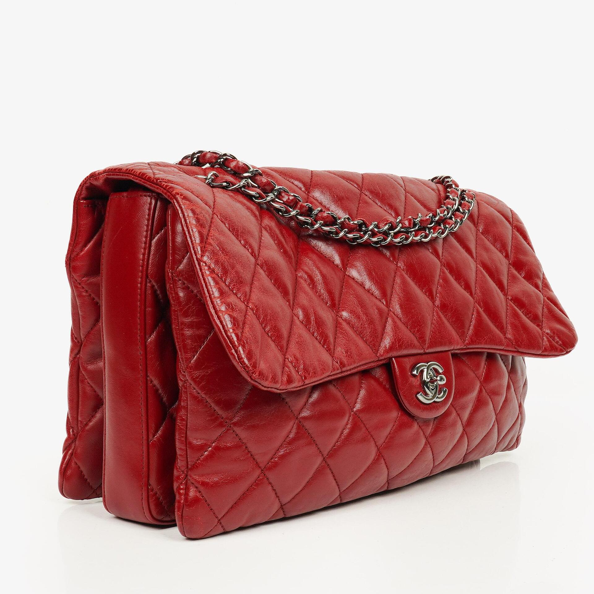 Chanel Maxi 3 Accordion Flap Tasche in Rot aus Lammleder