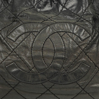 Chanel Sea Hit Medium Schultertasche aus schwarzem gestepptem schillerndem Kalbsleder