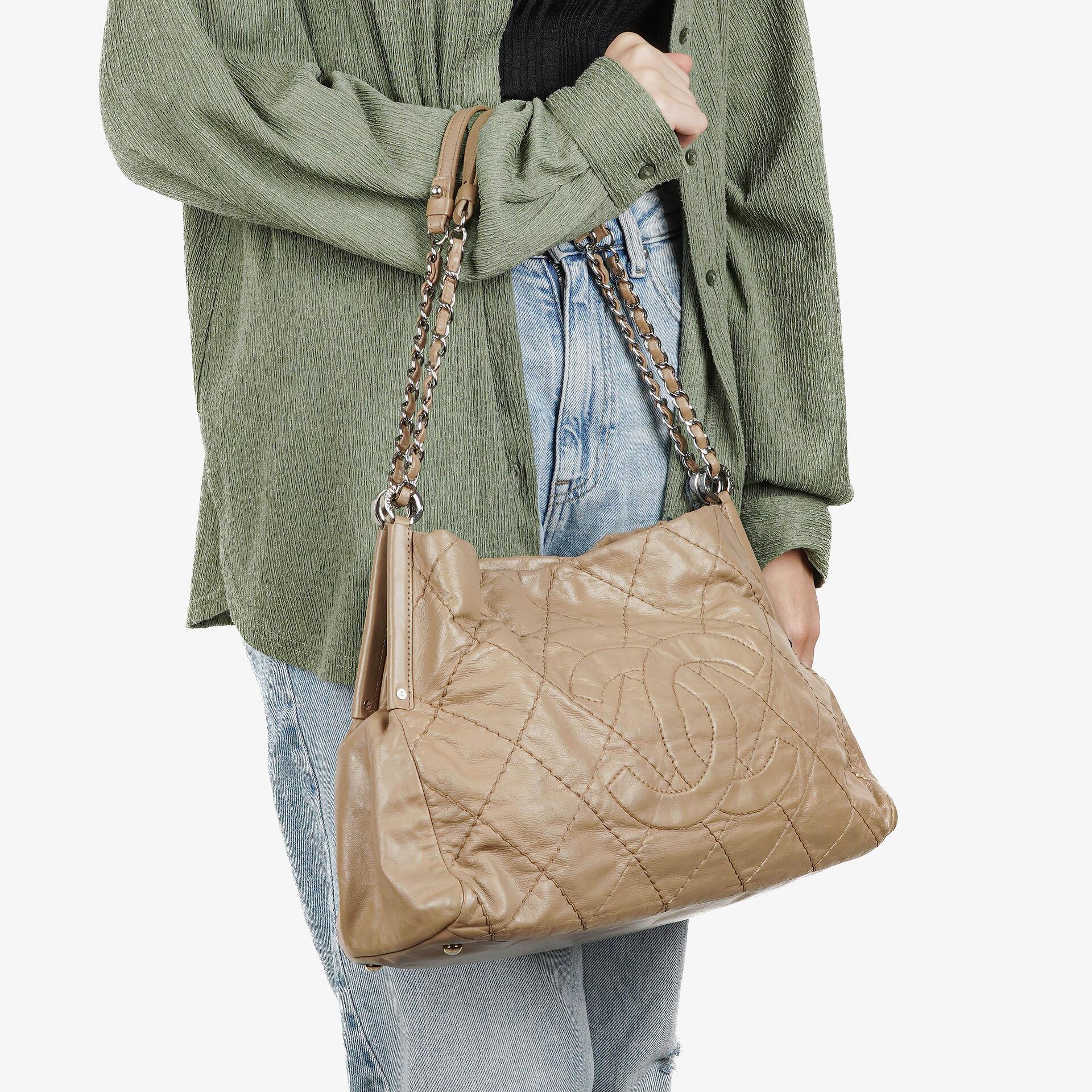 Chanel Sea Hit Small Tote Tasche aus Kalbsleder