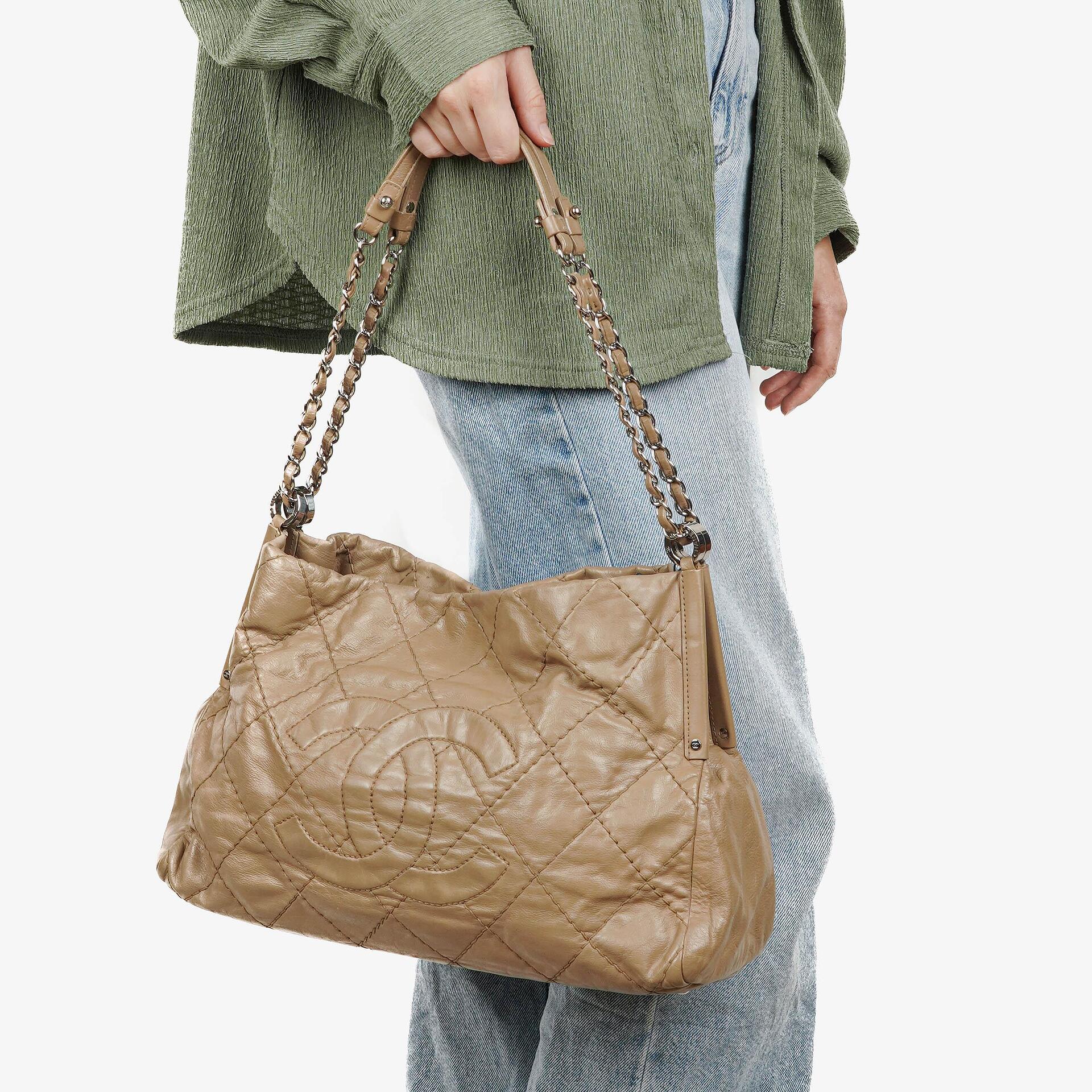 Chanel Sea Hit Small Tote Tasche aus Kalbsleder