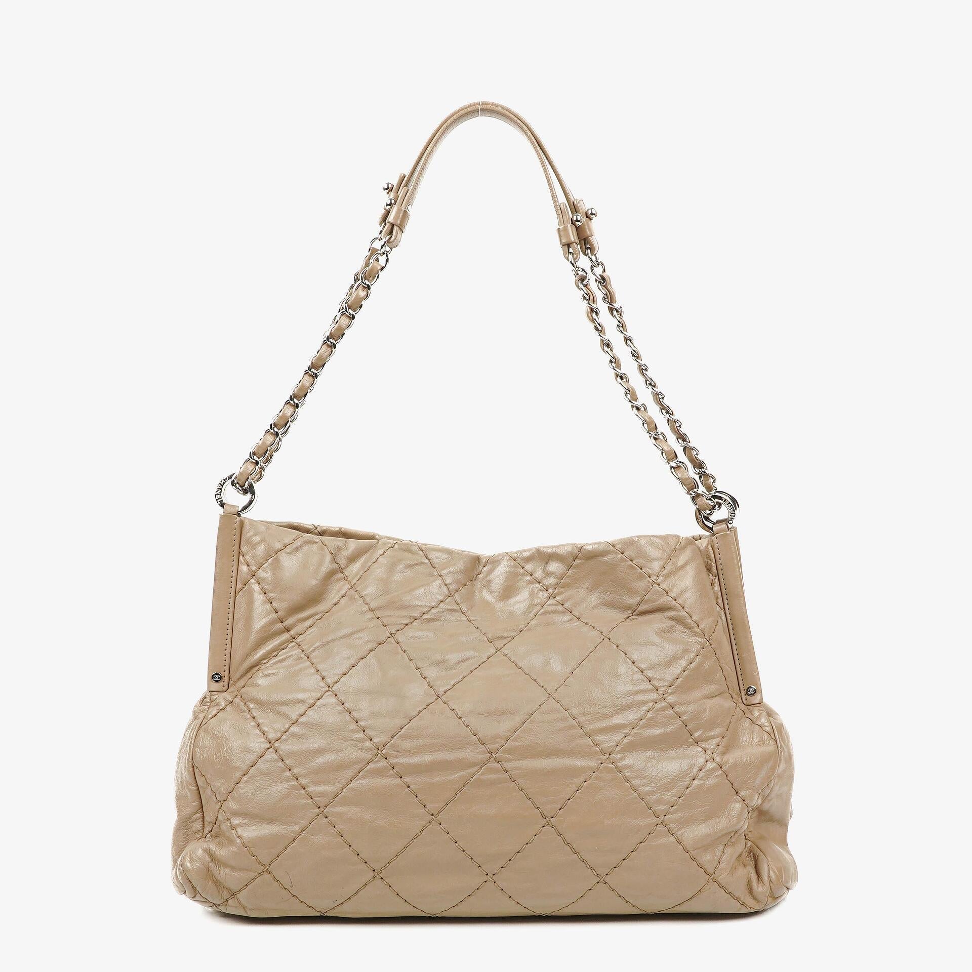 Chanel Sea Hit Small Tote Tasche aus Kalbsleder