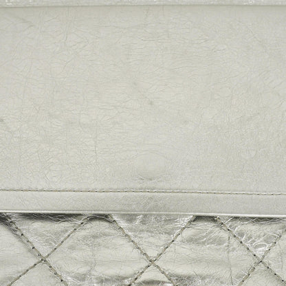 Chanel 2.55 Reissue 227 Klappentasche aus silberfarbenem Metallic-Steppkalbsleder