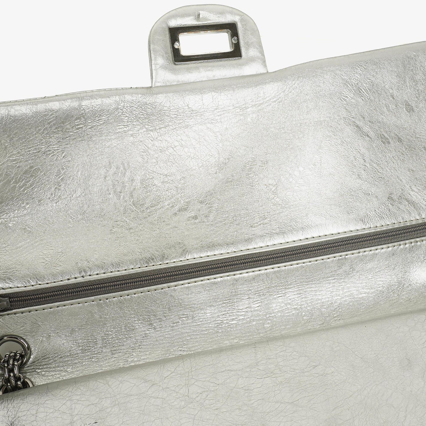 Chanel 2.55 Reissue 227 Klappentasche aus silberfarbenem Metallic-Steppkalbsleder