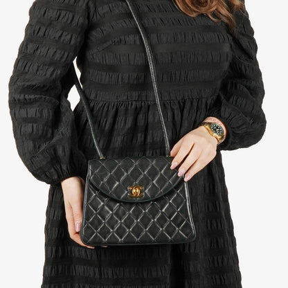 Chanel Single Flap Tasche aus schwarzem gestepptem Leder mit 24K vergoldeten Beschlägen