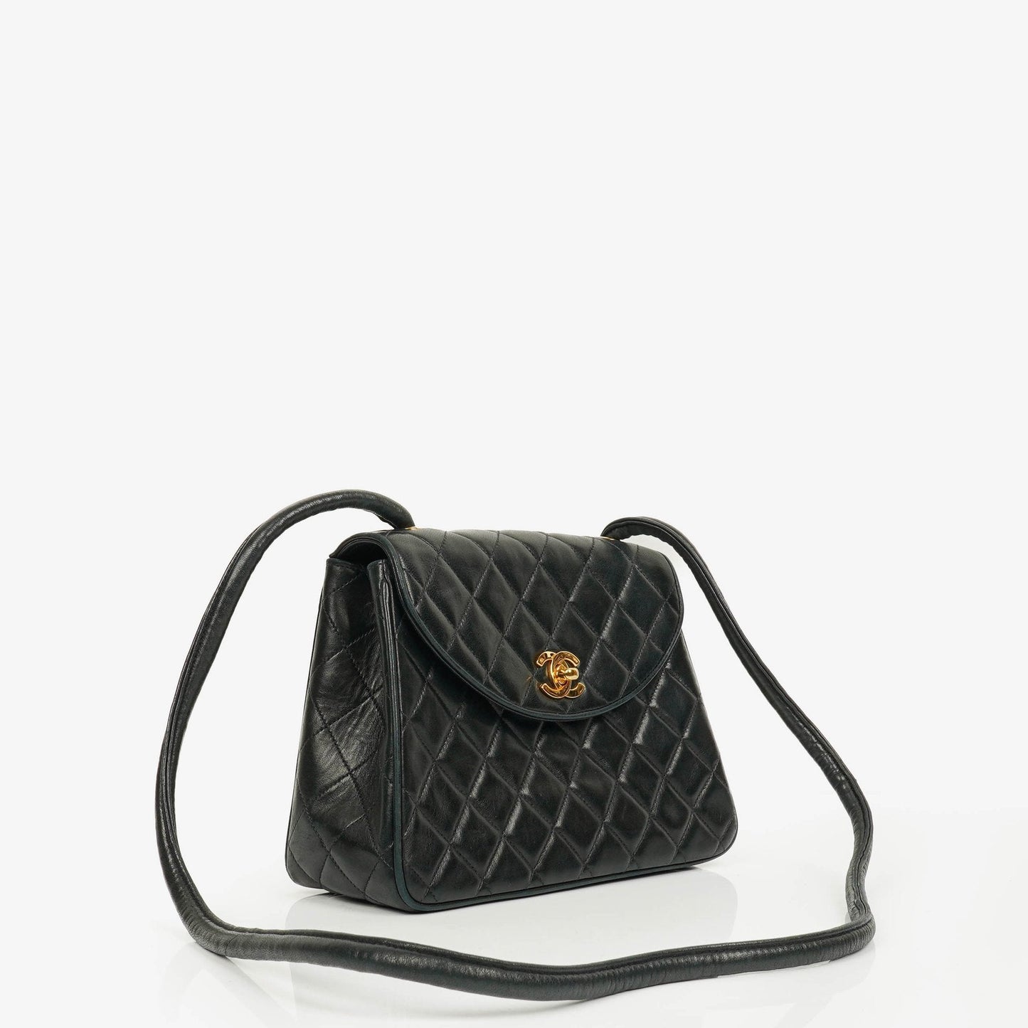 Chanel Single Flap Tasche aus schwarzem gestepptem Leder mit 24K vergoldeten Beschlägen
