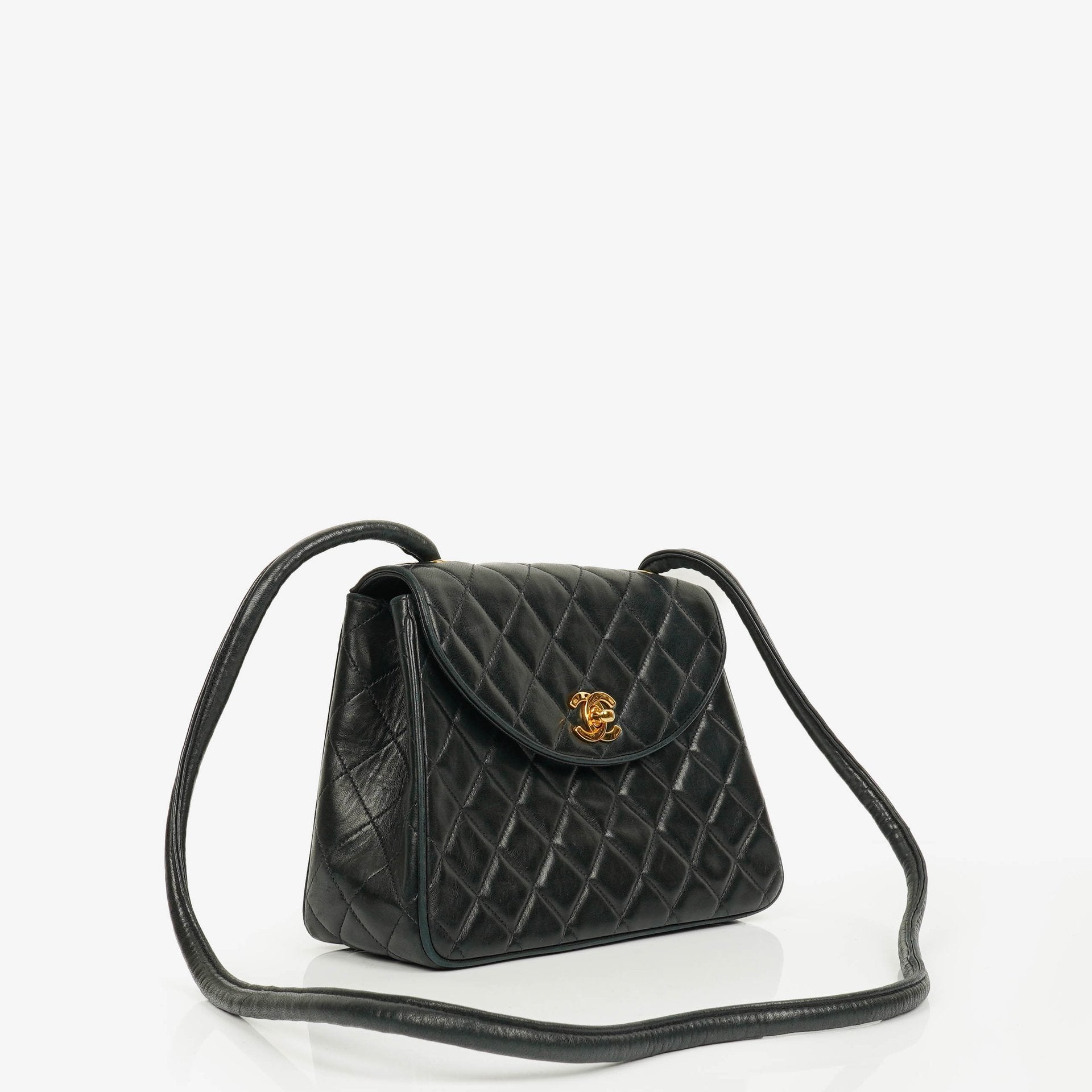 Chanel Single Flap Tasche aus schwarzem gestepptem Leder mit 24K vergoldeten Beschlägen