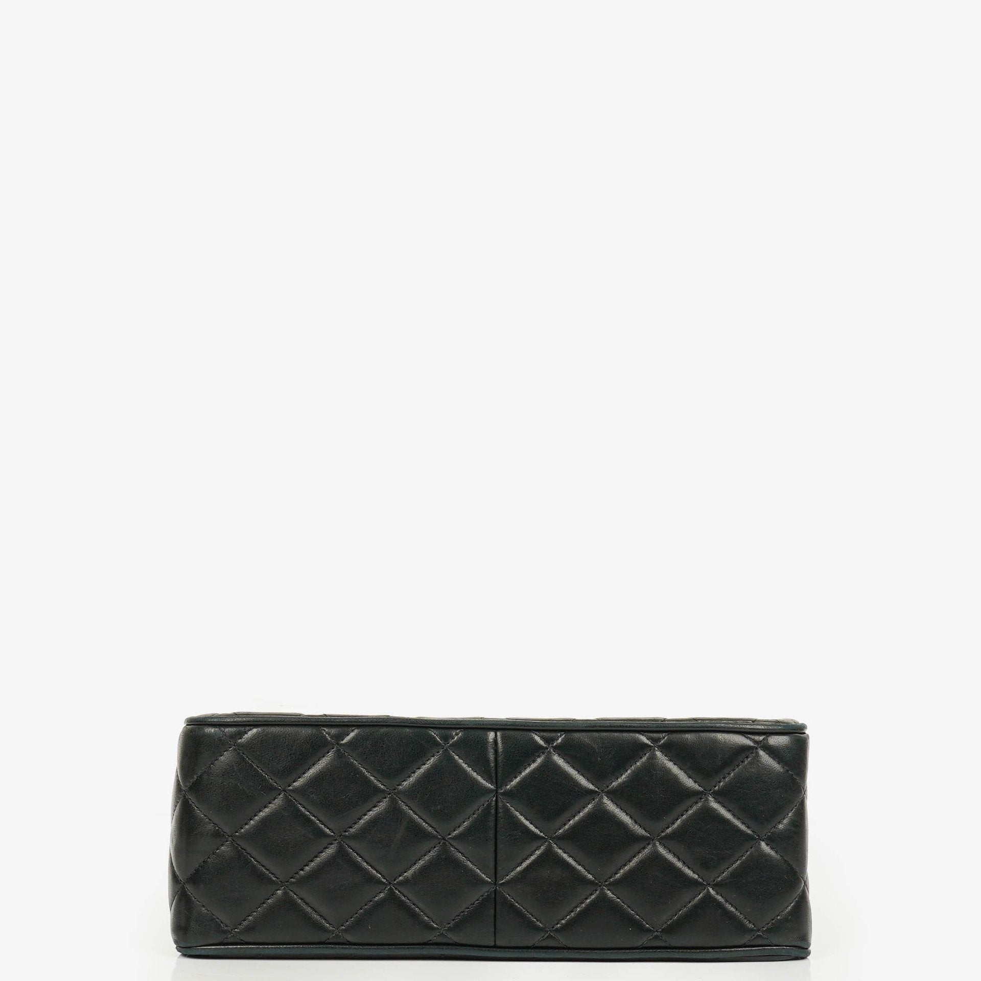 Chanel Single Flap Tasche aus schwarzem gestepptem Leder mit 24K vergoldeten Beschlägen
