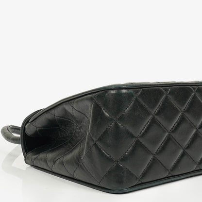 Chanel Single Flap Tasche aus schwarzem gestepptem Leder mit 24K vergoldeten Beschlägen