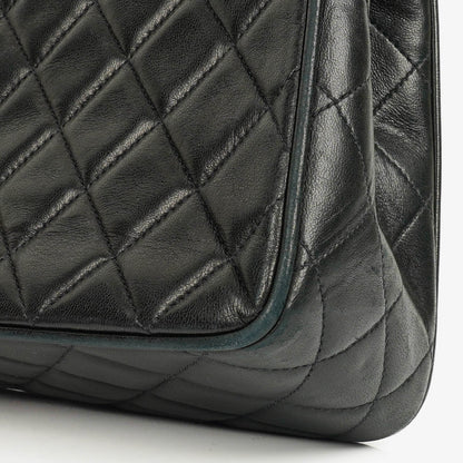 Chanel Single Flap Tasche aus schwarzem gestepptem Leder mit 24K vergoldeten Beschlägen