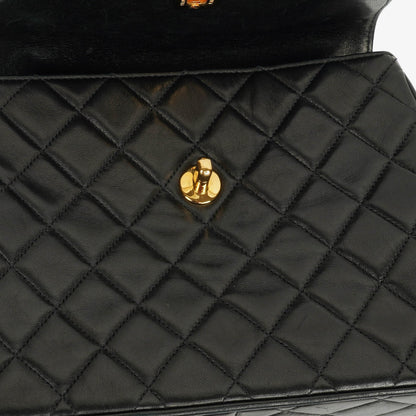 Chanel Single Flap Tasche aus schwarzem gestepptem Leder mit 24K vergoldeten Beschlägen