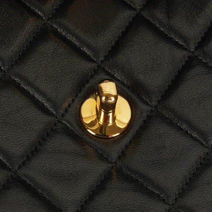 Chanel Single Flap Tasche aus schwarzem gestepptem Leder mit 24K vergoldeten Beschlägen