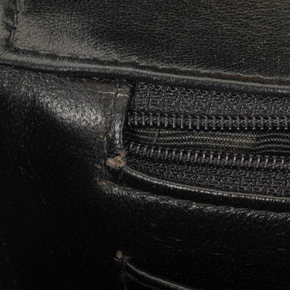 Chanel Single Flap Bag aus schwarzem gestepptem Lackleder mit 24K vergoldeten Beschlägen
