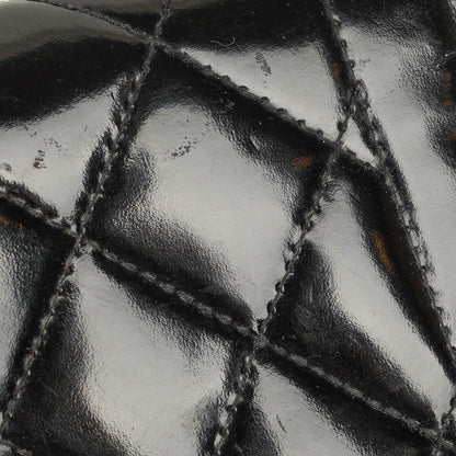 Chanel Single Flap Bag aus schwarzem gestepptem Lackleder mit 24K vergoldeten Beschlägen
