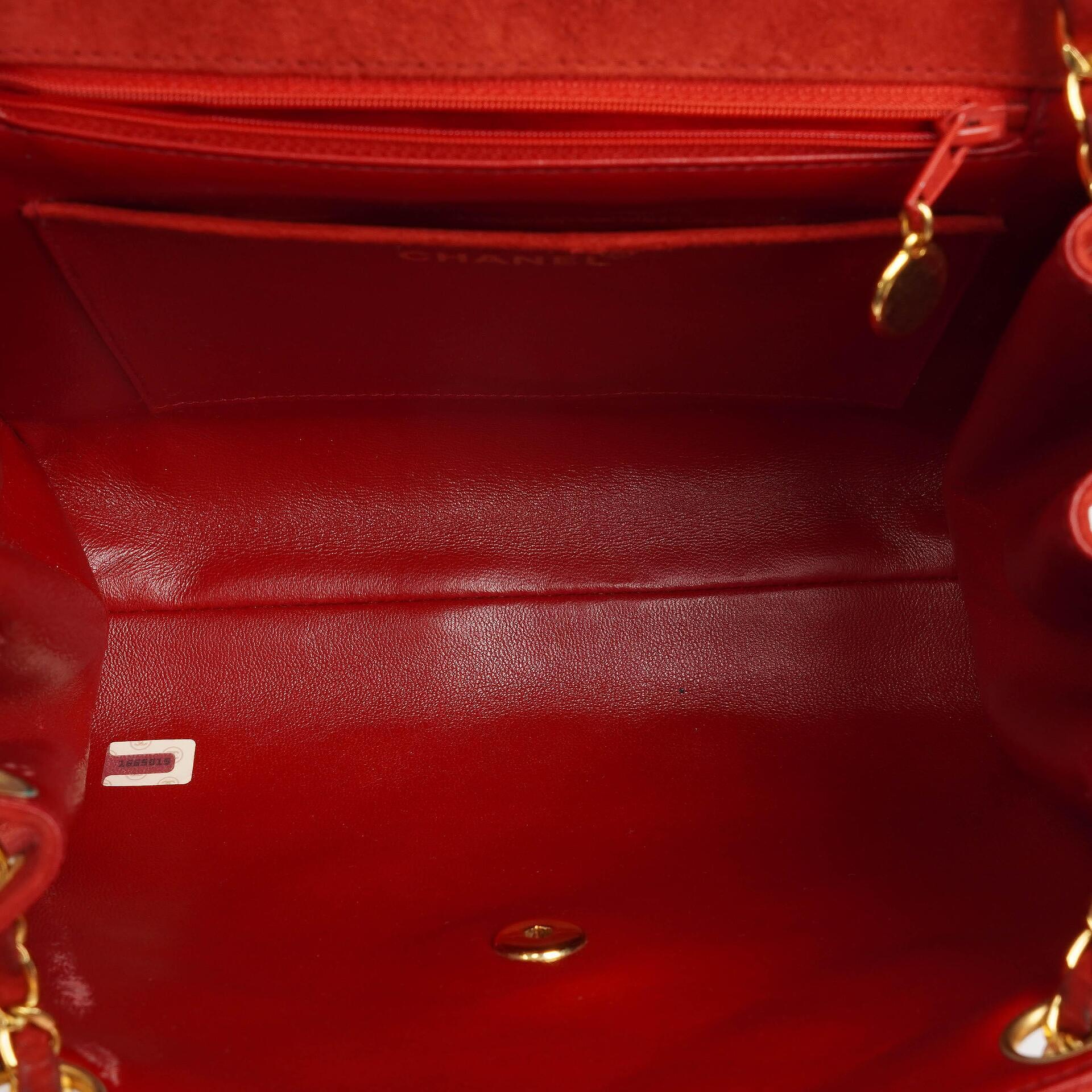 Chanel Single Flap Tasche aus rotem gestepptem Wildleder mit 24K vergoldeter Hardware